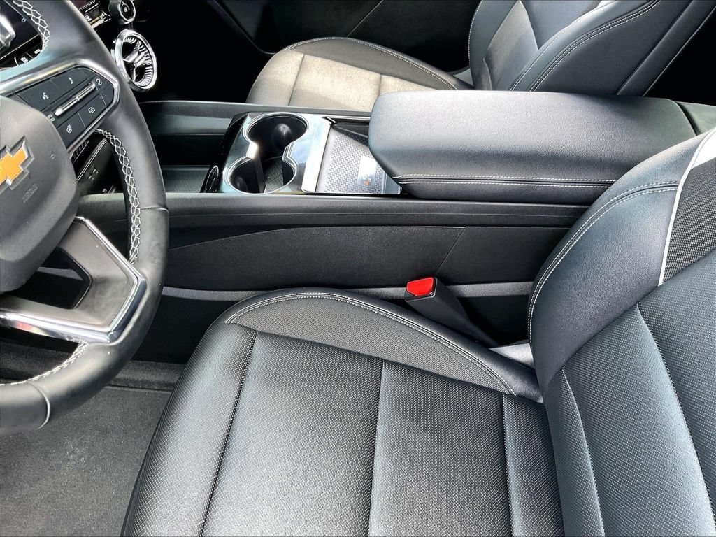 Used 2024 Chevrolet Blazer EV LT AWD/4WD image 20