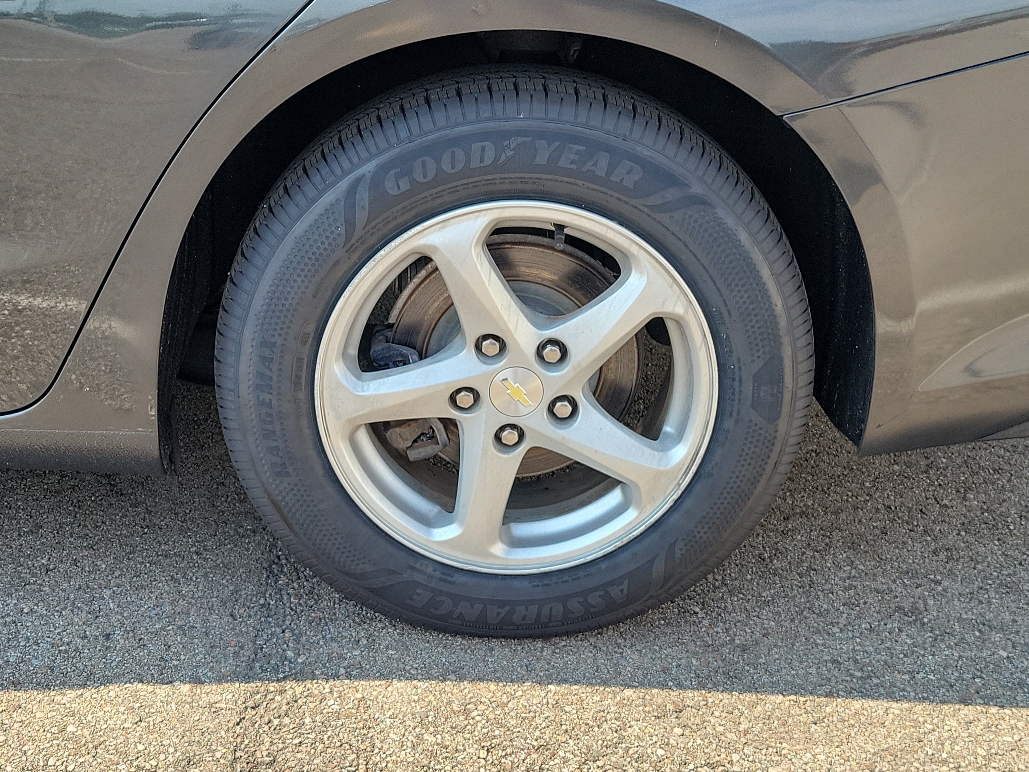 Used 2018 Chevrolet Malibu LS FWD image 5