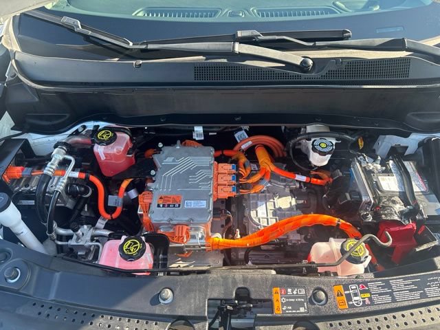 Used 2023 Chevrolet Bolt EUV LT w/ Comfort Package FWD image 34