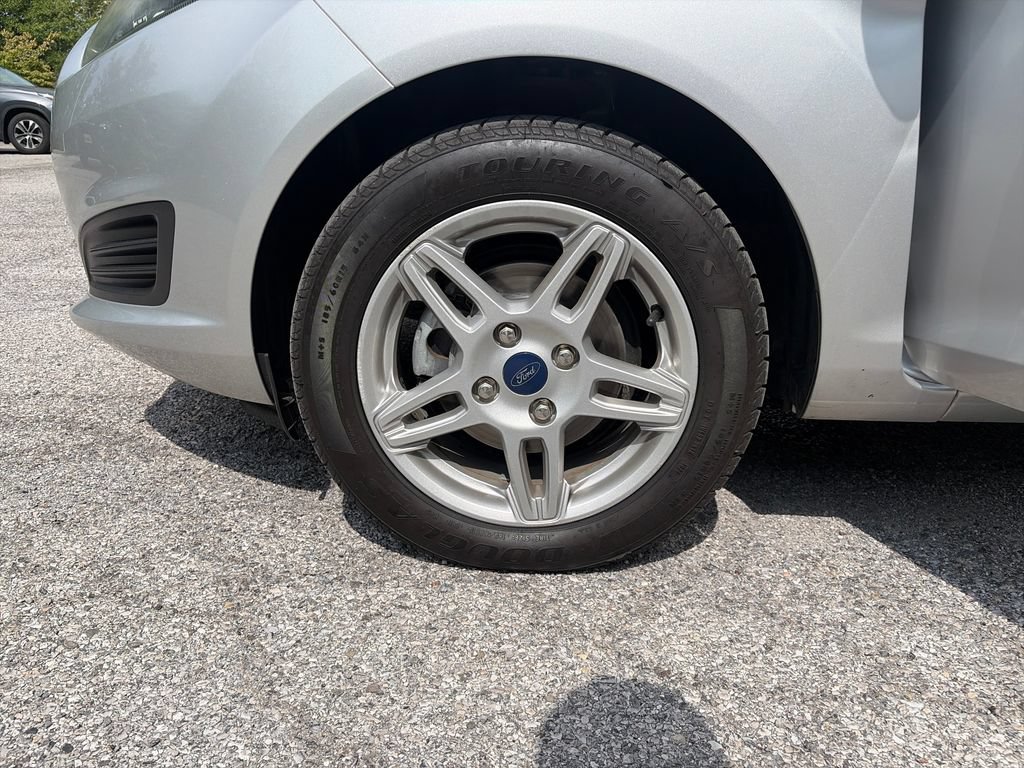 Used 2018 Ford Fiesta SE FWD image 39