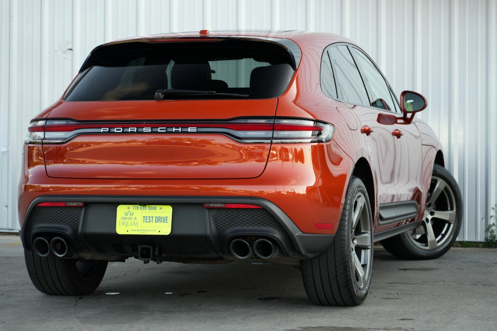 Used 2023 Porsche Macan image 5