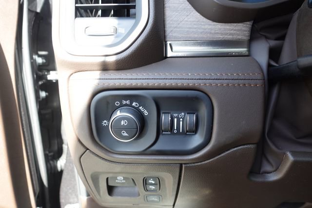 New 2025 RAM 1500 Limited image 21