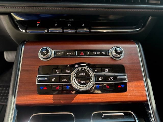 Used 2022 Lincoln Aviator Reserve w/ Elements Package Plus image 21