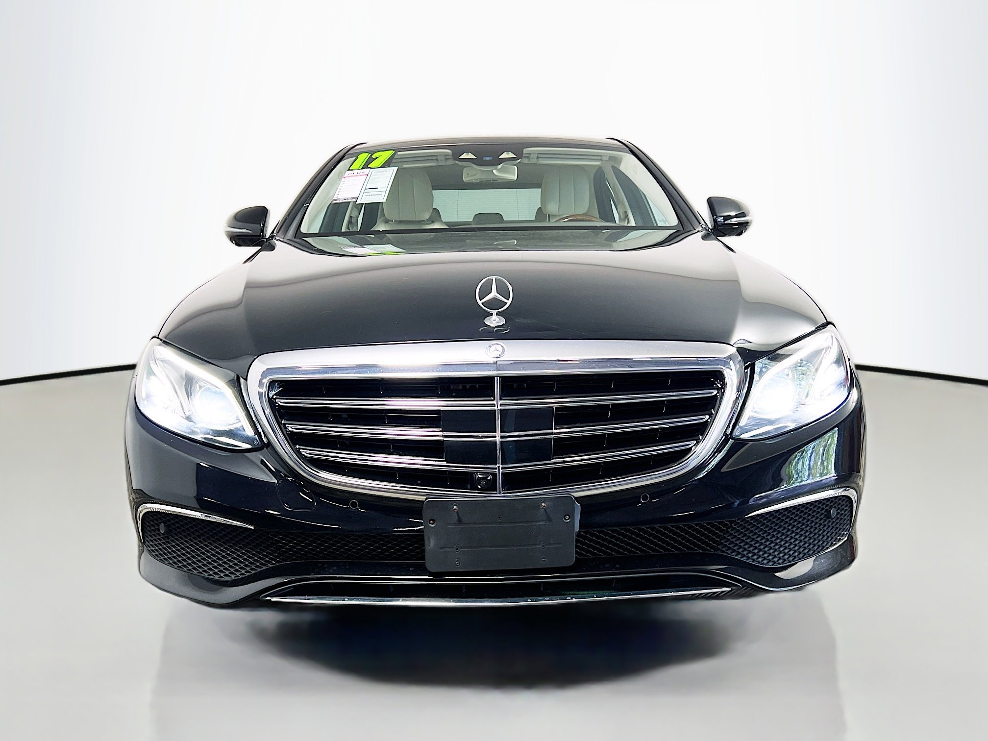 Used 2017 Mercedes-Benz E 300 4MATIC image 11