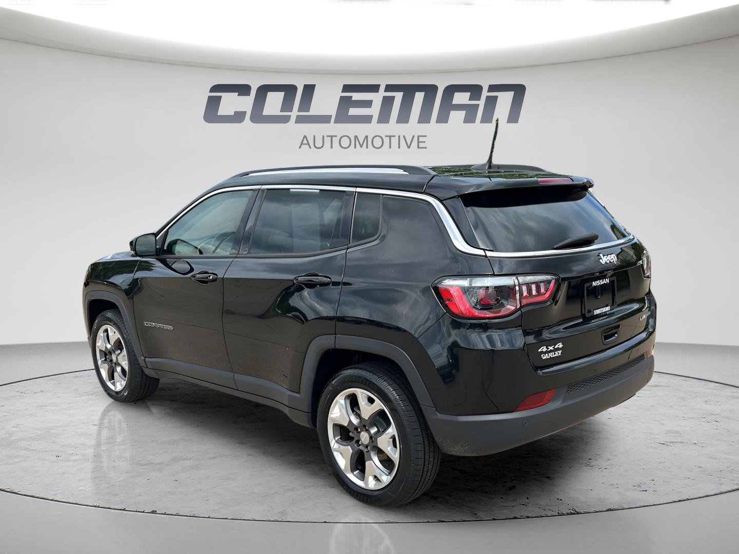 Used 2021 Jeep Compass Limited AWD/4WD image 4