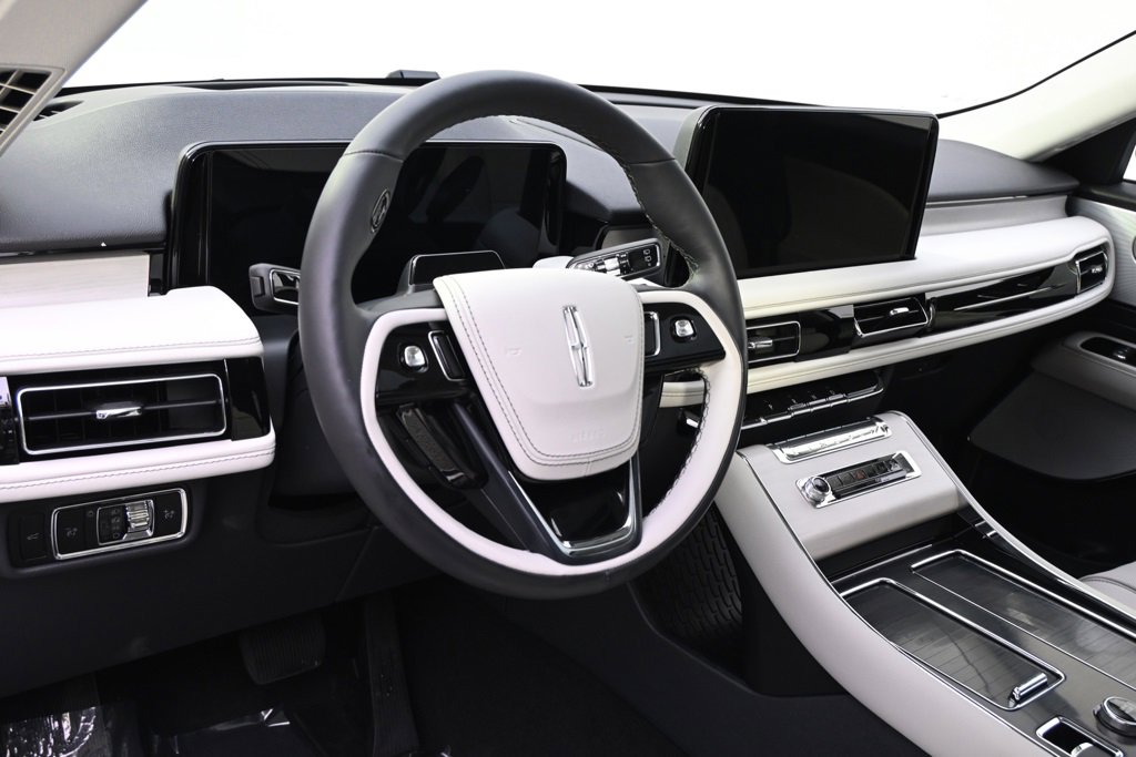New 2026 Lincoln Aviator Reserve image 11