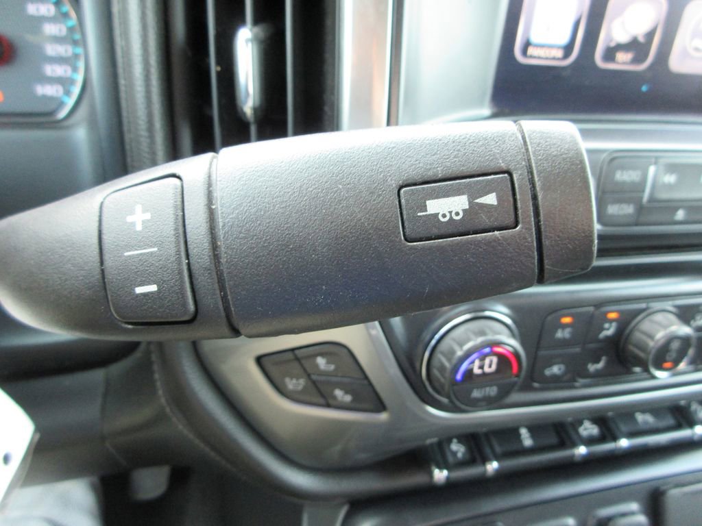 Used 2015 Chevrolet Silverado 1500 LTZ Z71 w/ LTZ Plus Package AWD/4WD image 30