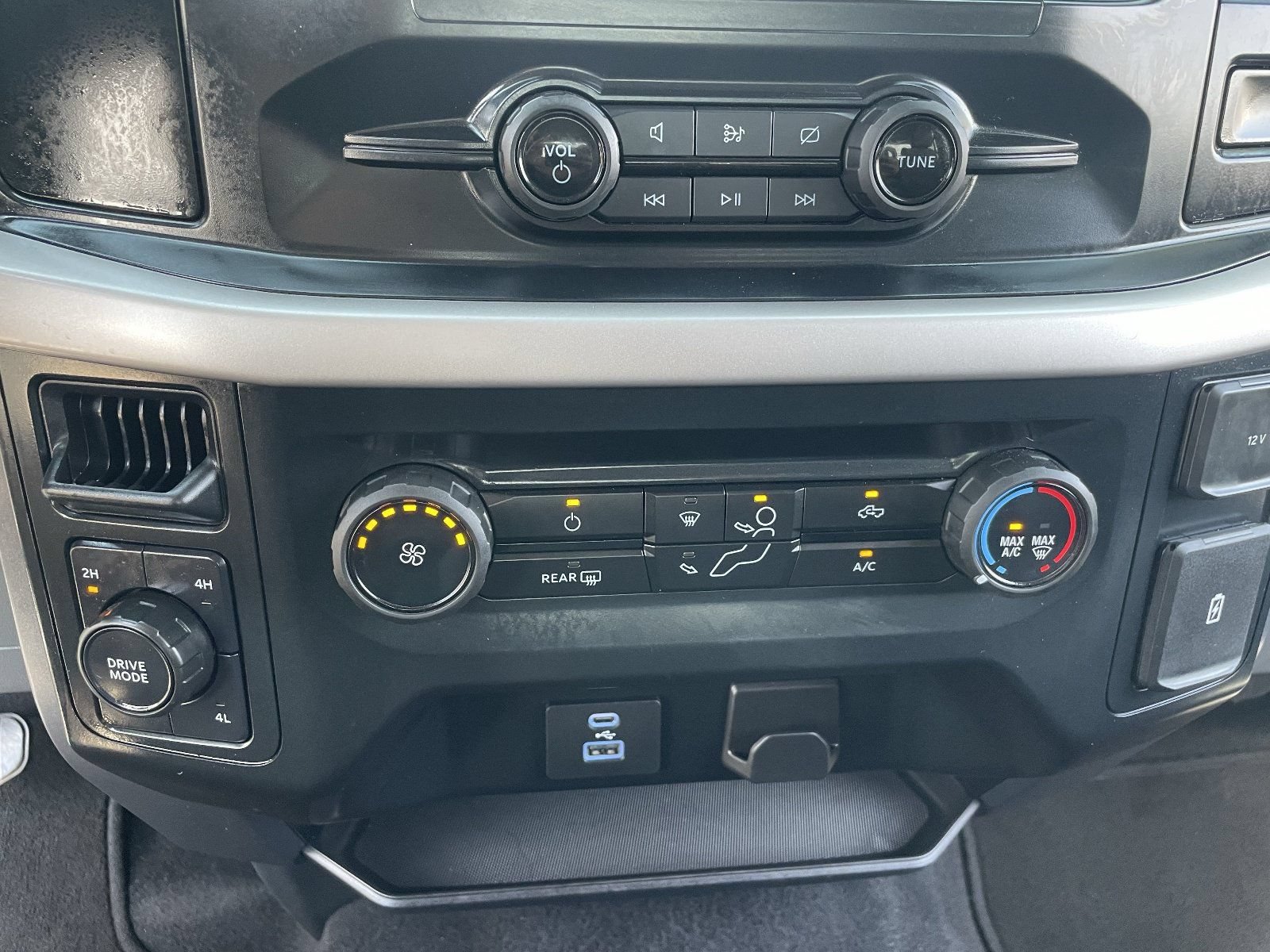 Used 2023 Ford F150 XLT AWD/4WD image 24