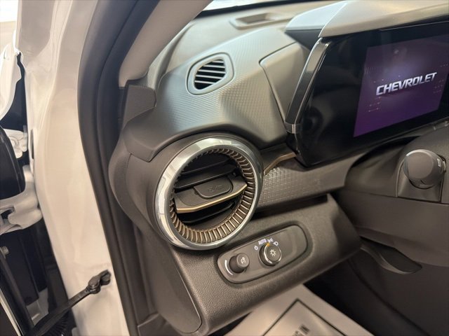 Used 2025 Chevrolet Trax ACTIV w/ Driver Confidence Package image 18