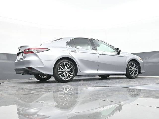 Used 2024 Toyota Camry XLE FWD image 48