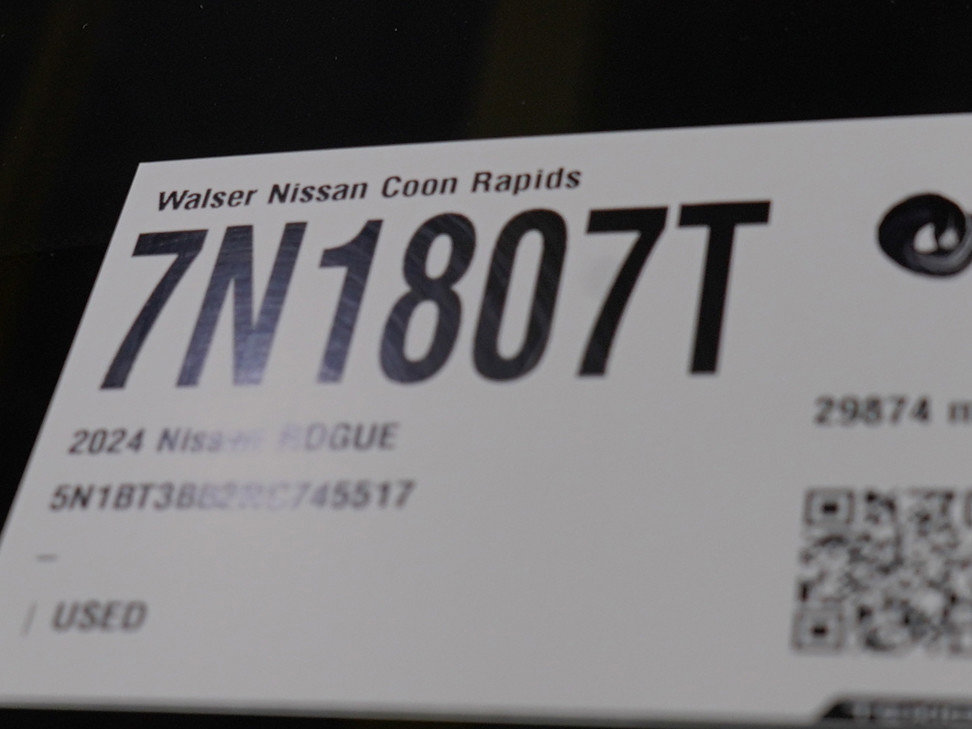 Used 2024 Nissan Rogue SV AWD/4WD image 32