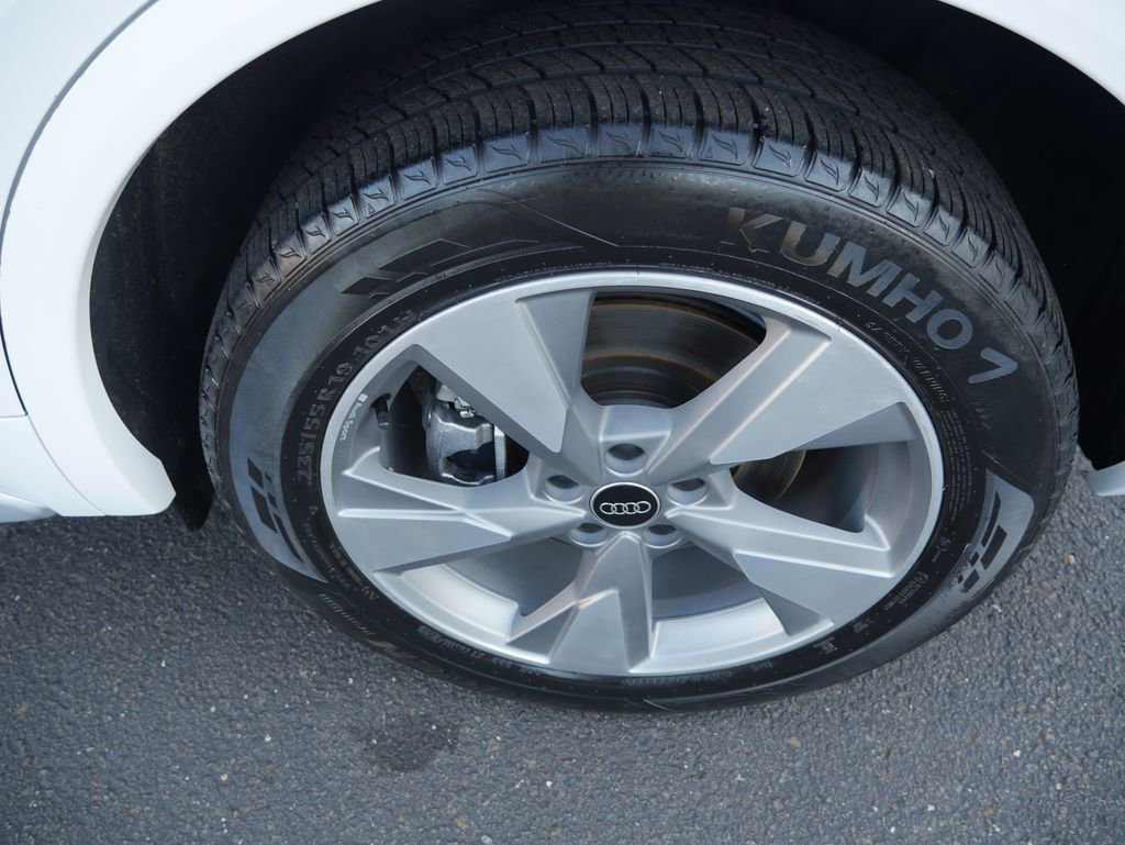 Certified 2023 Audi Q5 2.0T Premium Plus w/ Premium Plus Package image 13