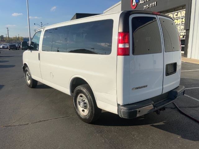 Used 2018 Chevrolet Express 3500 LT w/ LT Preferred Equipment Group RWD image 6