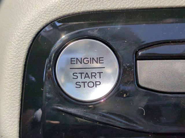 New 2025 Ford Escape SE w/ PHEV Premium Package image 29