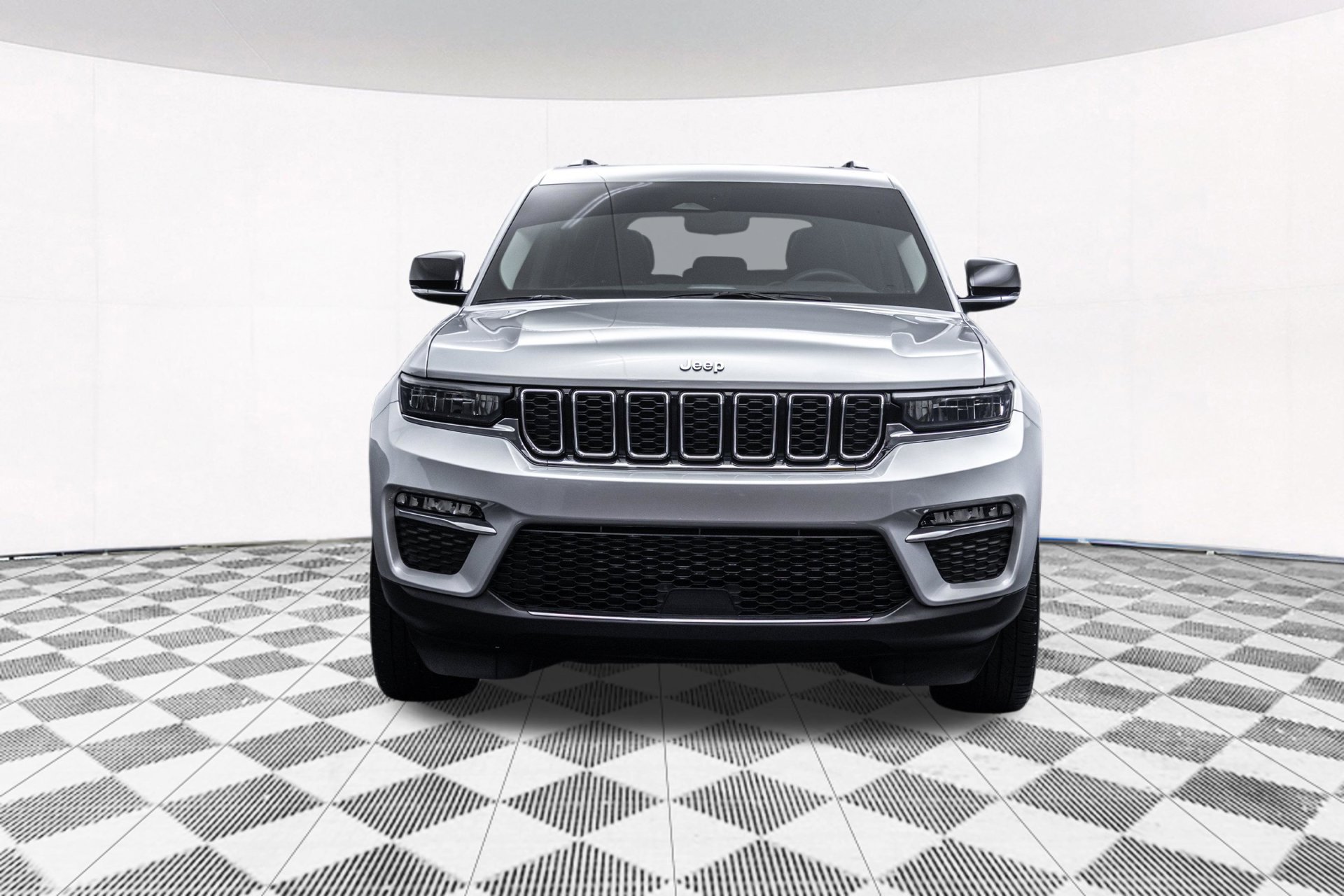 Used 2023 Jeep Grand Cherokee 4WD 4xe image 15