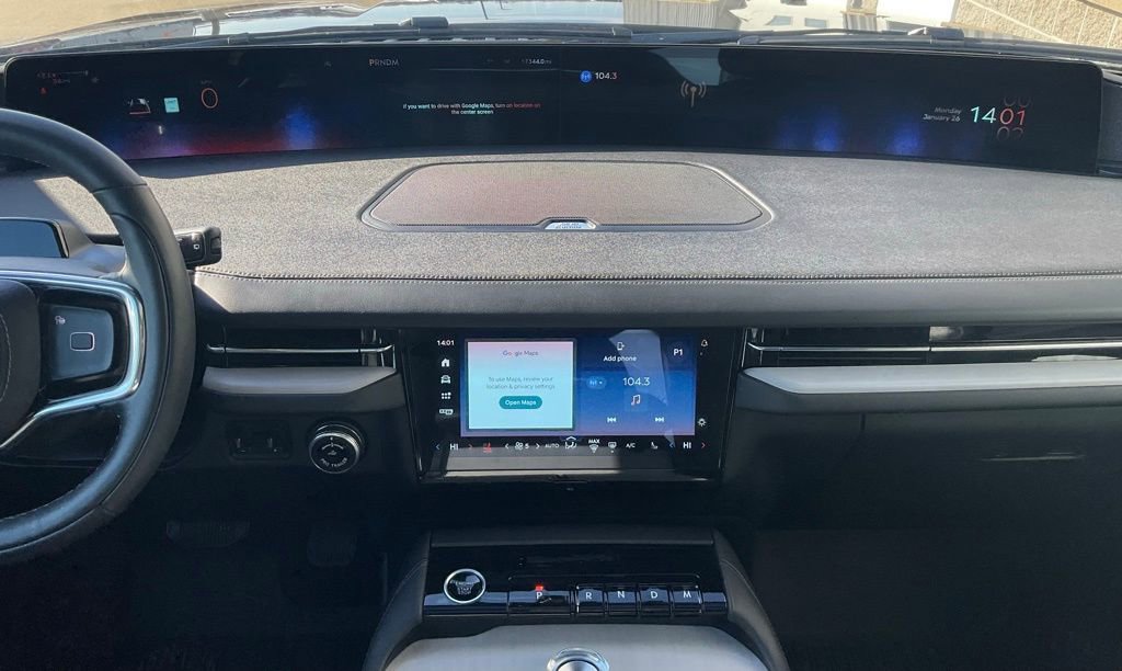 Used 2025 Lincoln Navigator L Reserve w/ Jet Appearance Package image 16