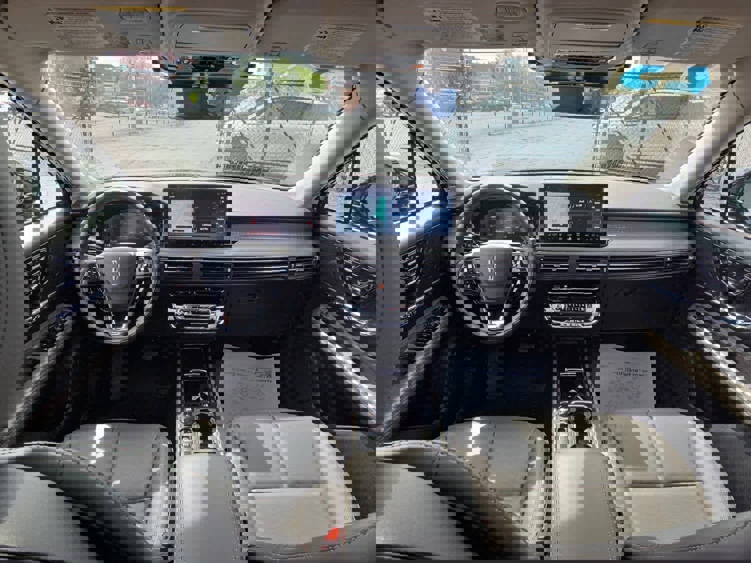 Used 2023 Lincoln Corsair AWD w/ Equipment Group 101A image 15