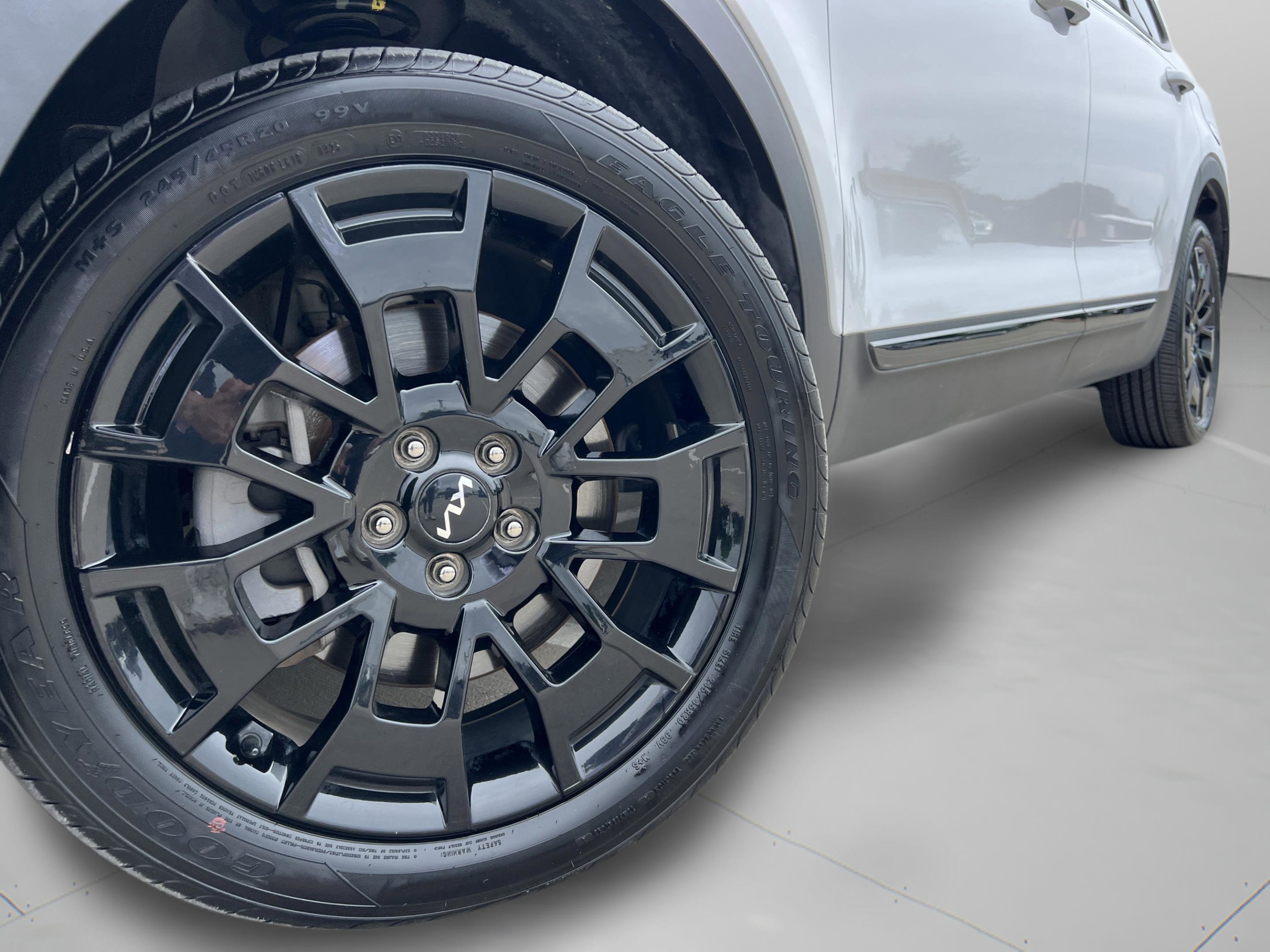 Used 2022 Kia Telluride EX w/ EX Premium Package AWD/4WD image 35