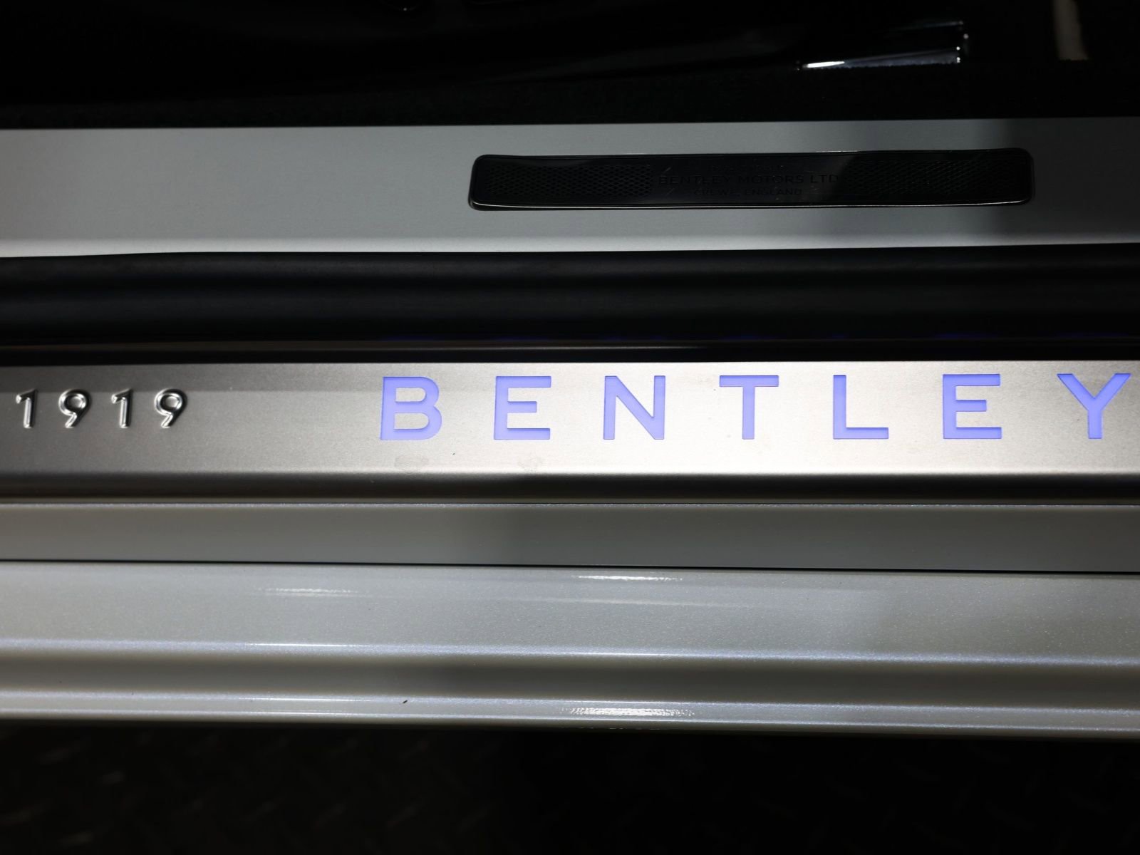 Used 2020 Bentley Continental GT AWD/4WD image 33