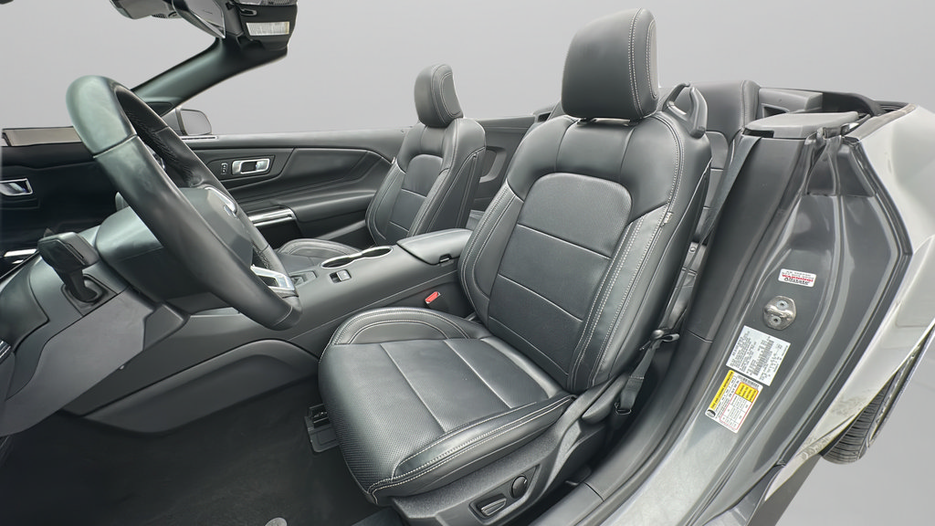 Used 2025 Ford Mustang Premium RWD image 16