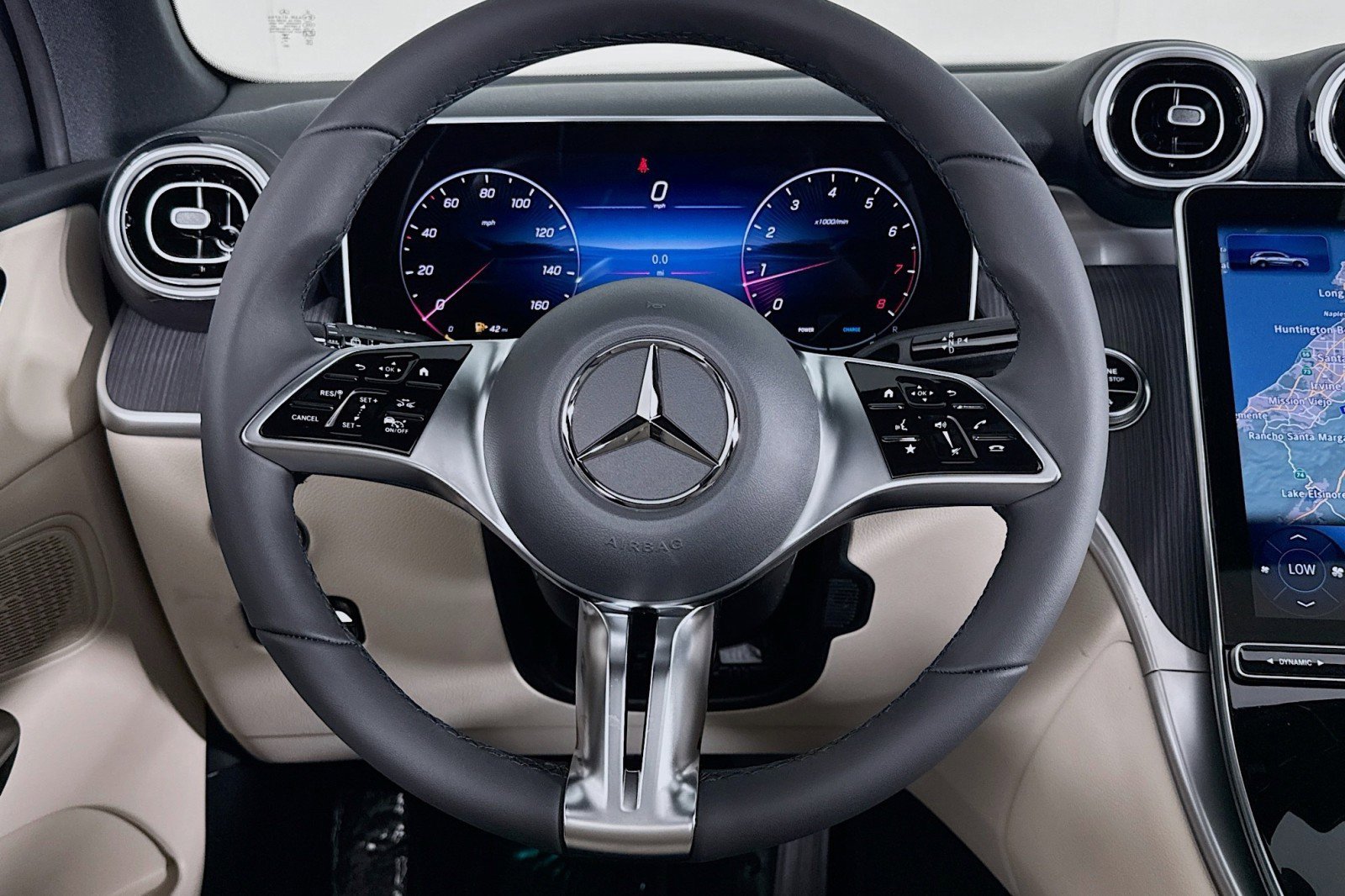 New 2026 Mercedes-Benz GLC 300 image 17