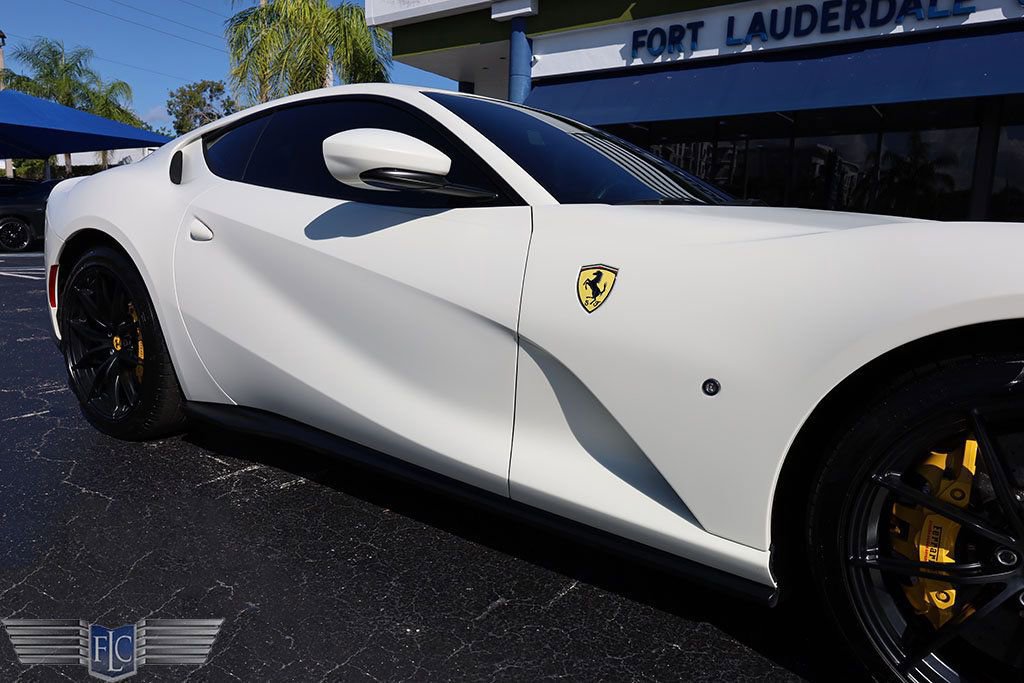 Used 2020 Ferrari 812 Superfast image 10