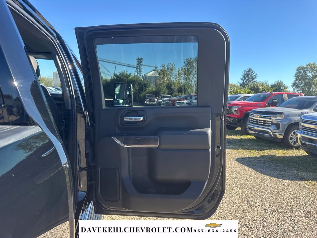Used 2020 Chevrolet Silverado 2500 LTZ w/ LTZ Premium Package AWD/4WD image 28