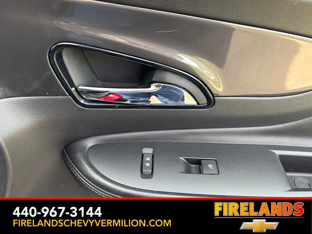 Used 2019 Buick Encore Sport Touring w/ Safety Package FWD image 26