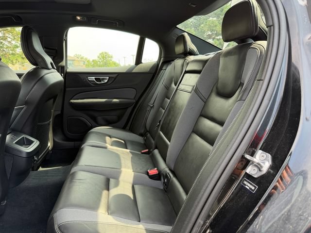 Used 2019 Volvo S60 T6 R-Design AWD/4WD image 16