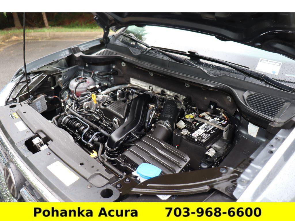 Used 2023 Volkswagen Taos SEL image 39