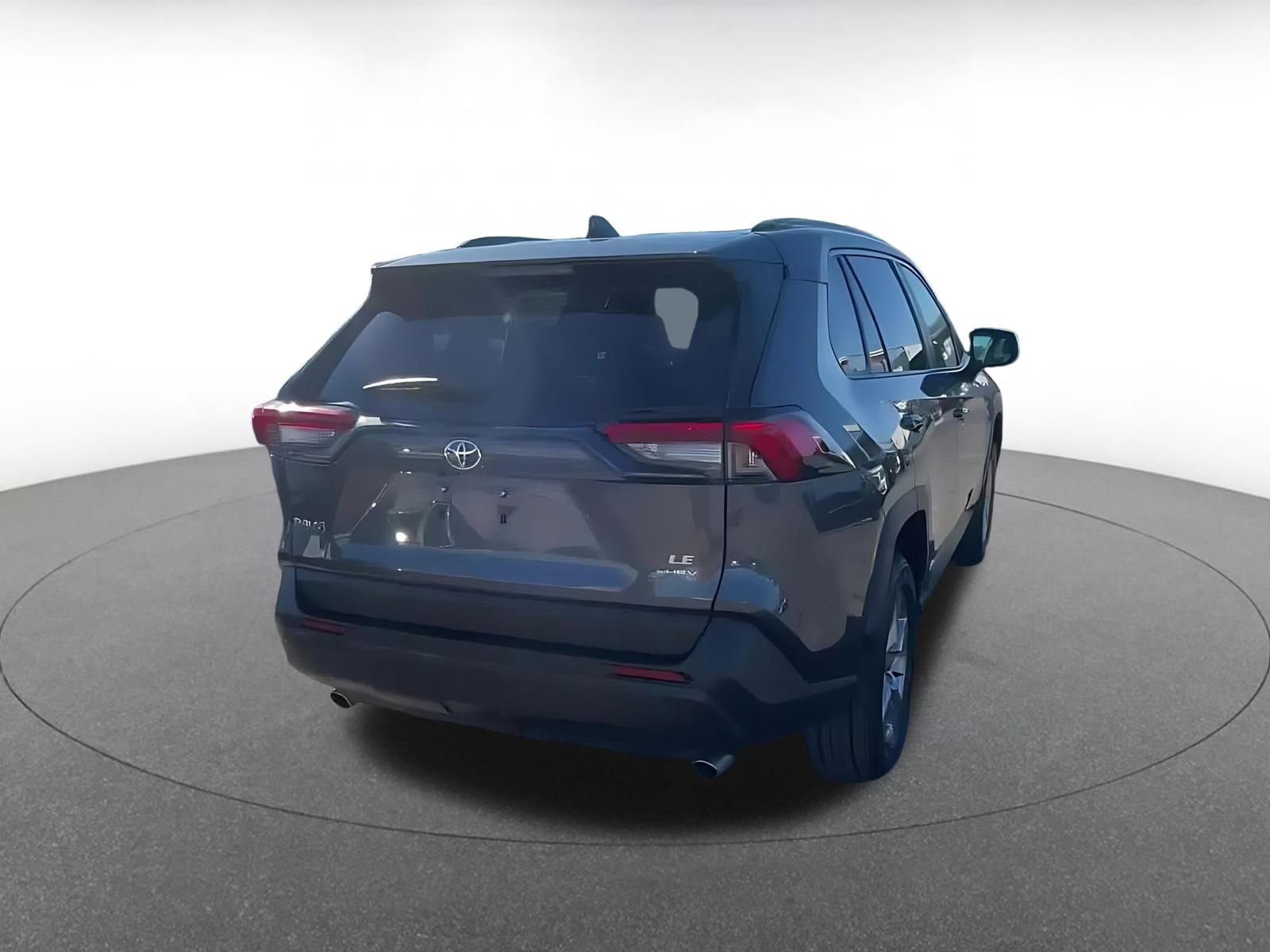 Used 2025 Toyota RAV4 LE image 12