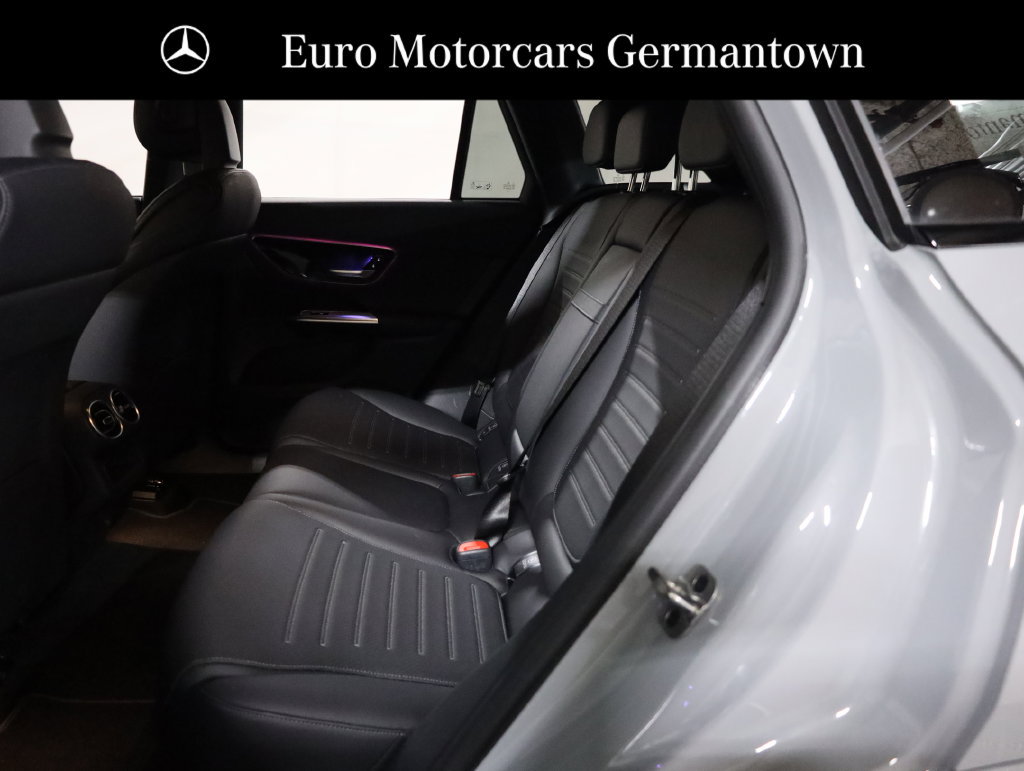 Used 2026 Mercedes-Benz GLC 300 4MATIC image 35