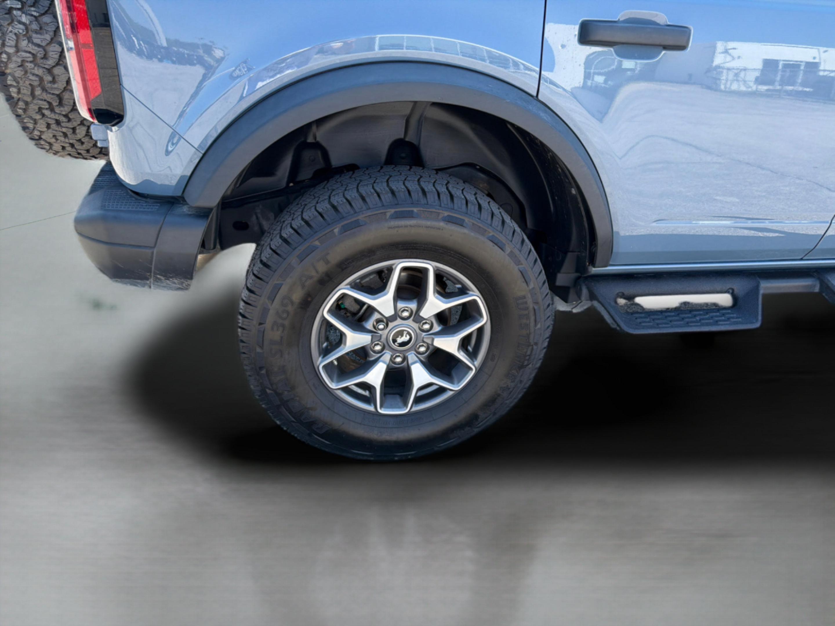 Used 2023 Ford Bronco Badlands AWD/4WD image 10