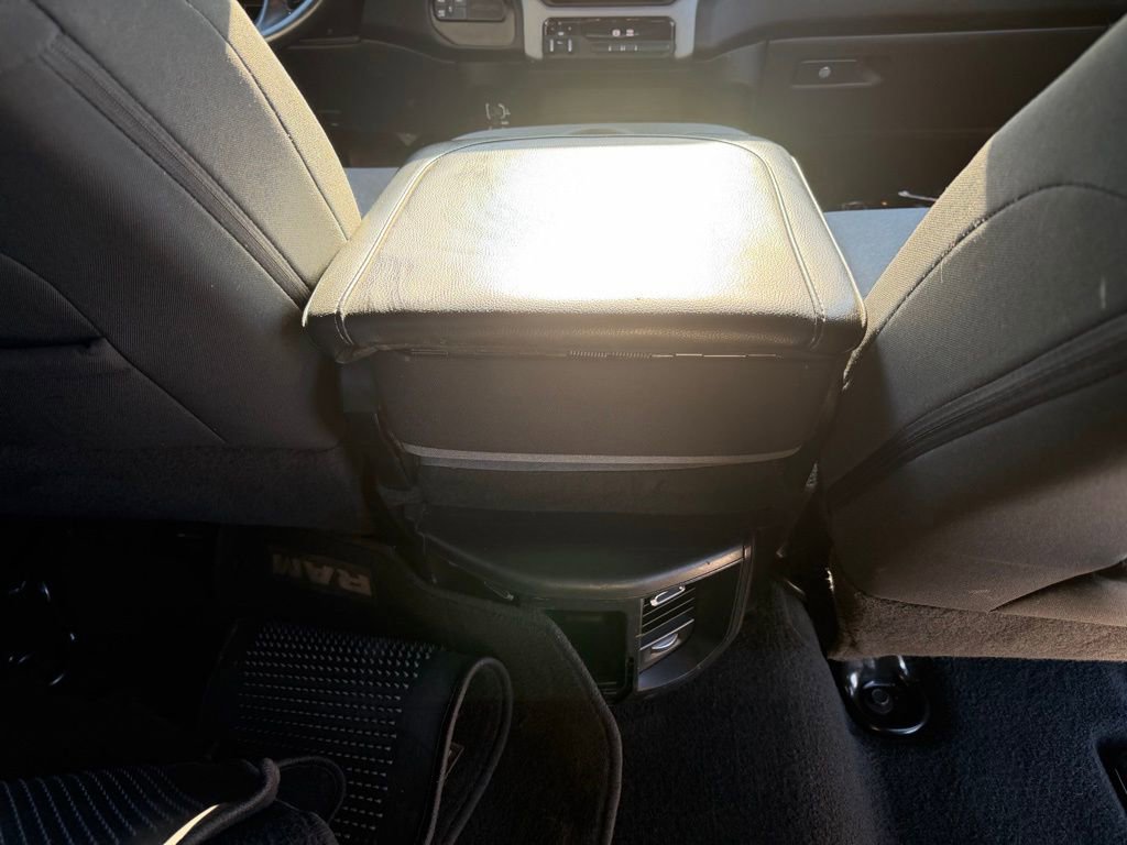 Used 2024 RAM 2500 Big Horn image 33