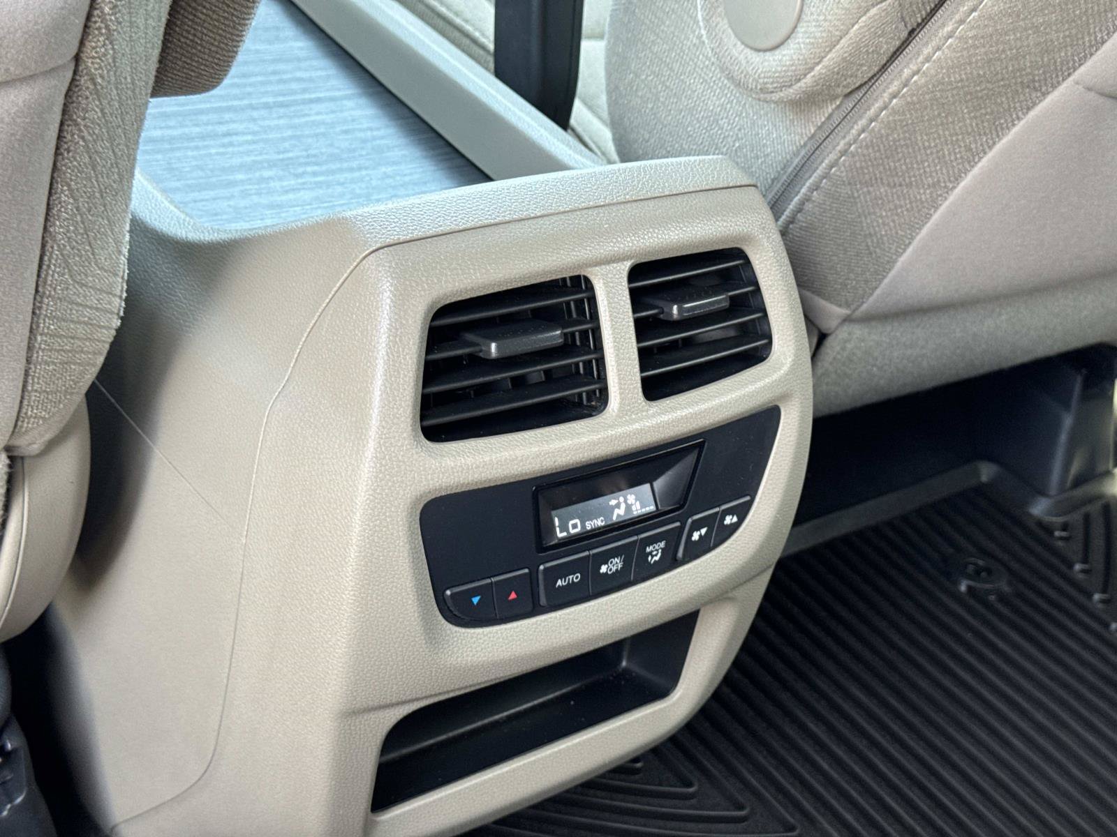Certified 2017 Honda Pilot EX image 26
