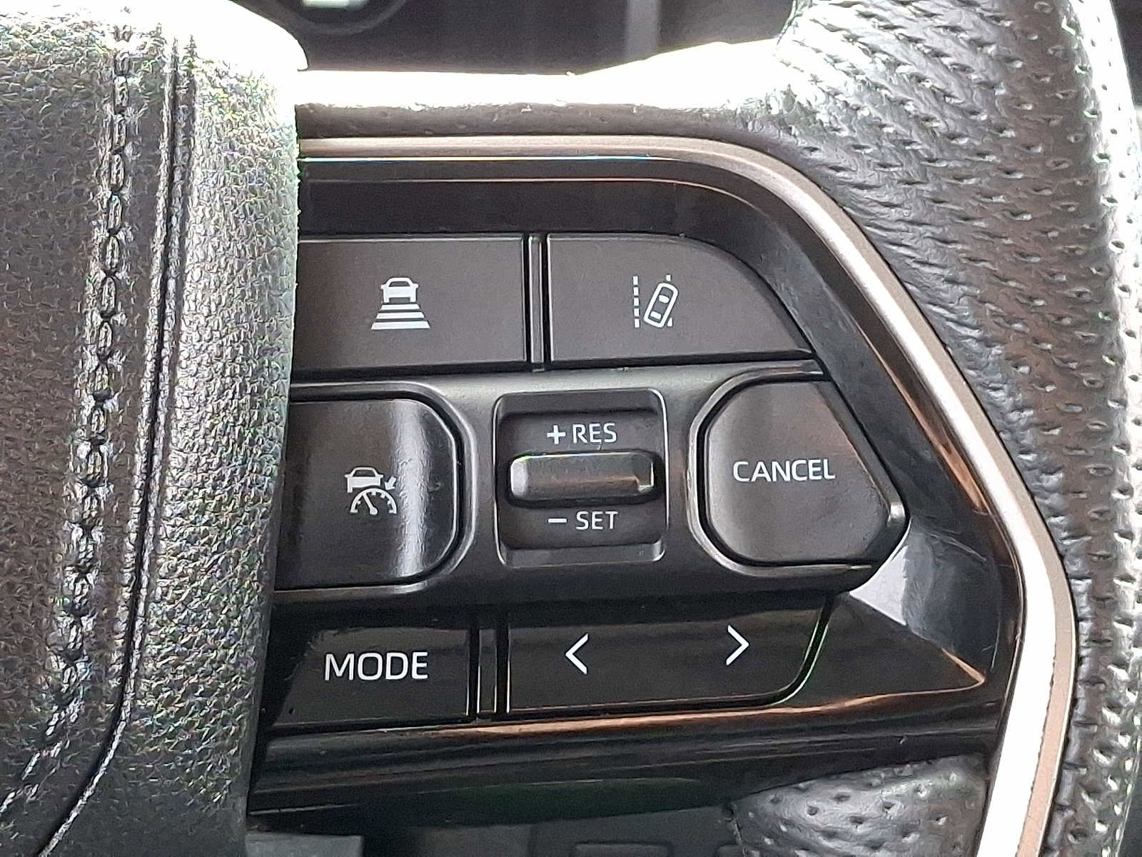 Used 2024 Toyota Tundra Limited image 21