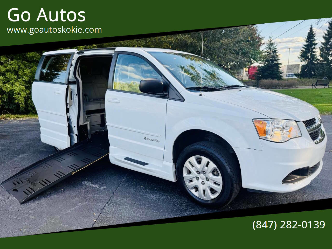 Used 2017 Dodge Grand Caravan SE w/ Power Window Group
