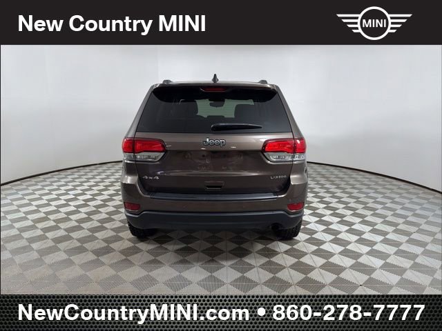 Used 2020 Jeep Grand Cherokee Laredo image 6
