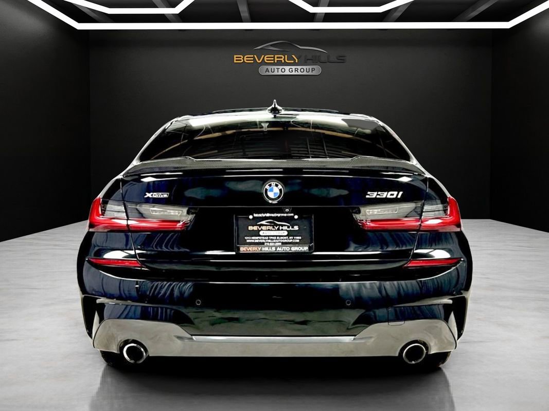 Used 2019 BMW 330i xDrive Msport Pkg w/ M Sport Package image 4