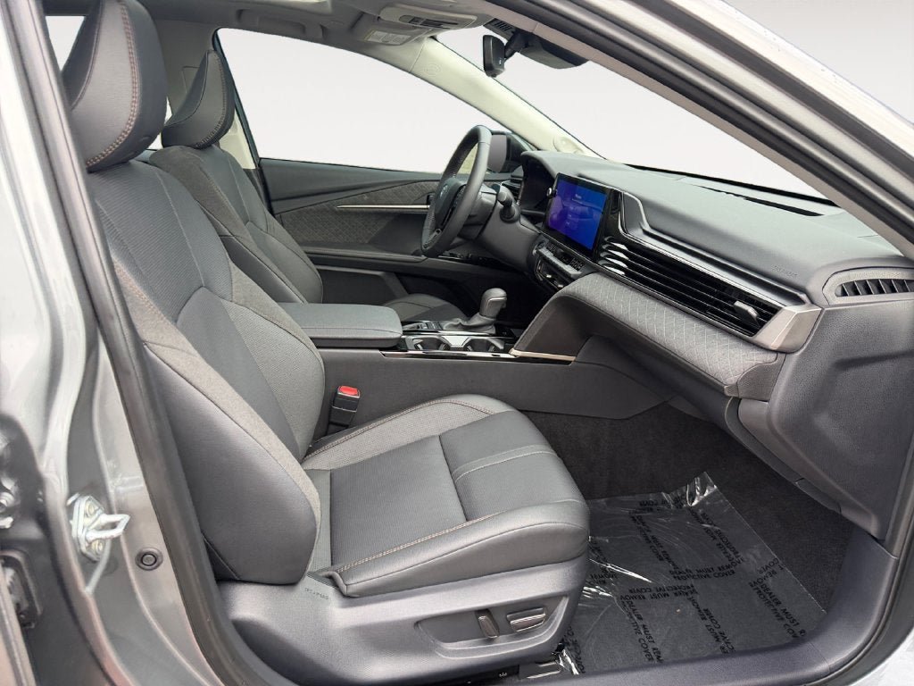 Used 2025 Toyota Camry XLE w/ Premium Plus Package AWD/4WD image 24