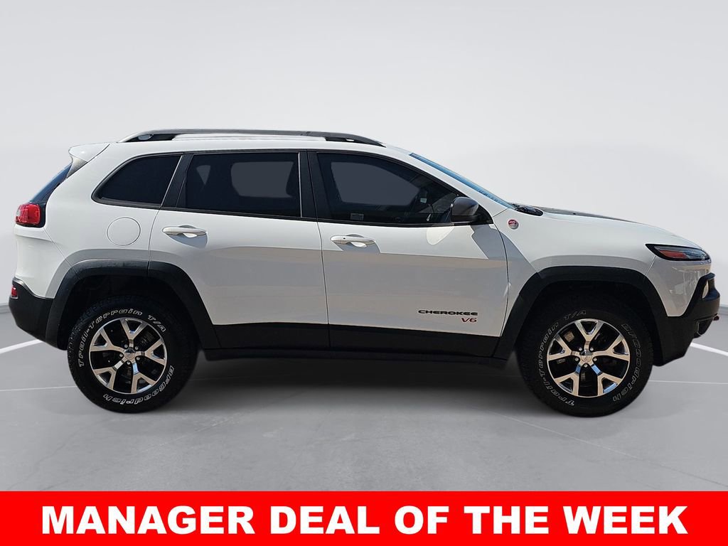 Used 2016 Jeep Cherokee Trailhawk w/ Comfort/Convenience Group image 2