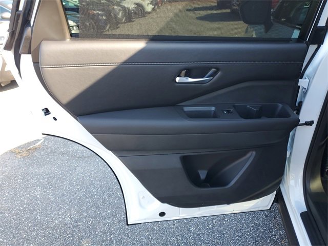 New 2025 Nissan Pathfinder SL image 28