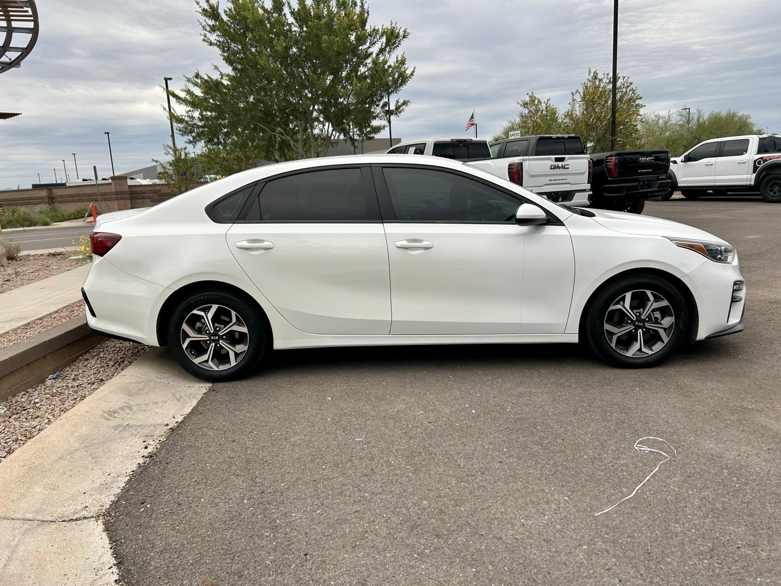 Certified 2021 Kia Forte LXS image 2