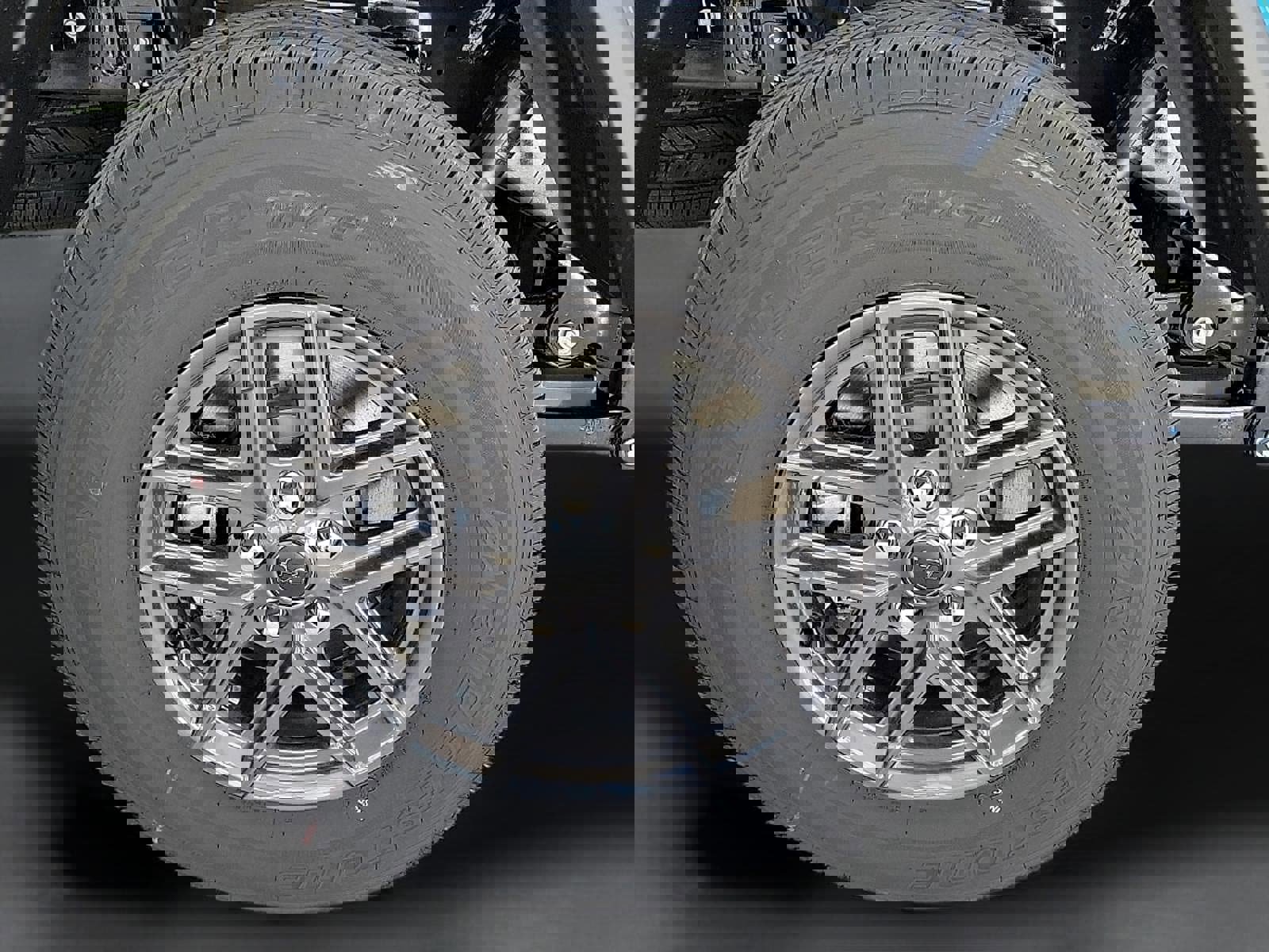 New 2025 Jeep Gladiator Sport image 5