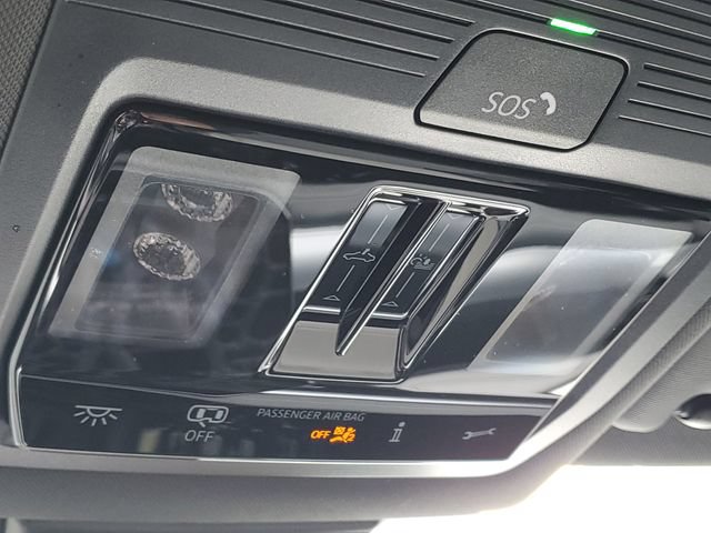 New 2026 Volkswagen Tiguan SE R-Line AWD/4WD image 34