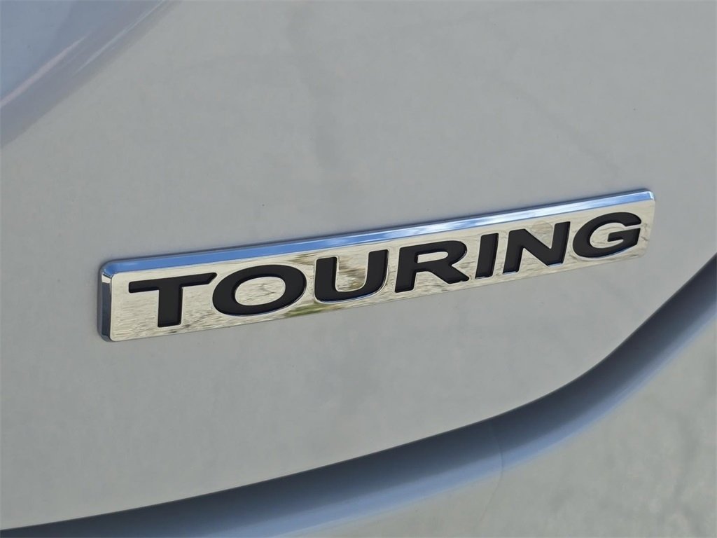 New 2025 Honda Pilot Touring image 13