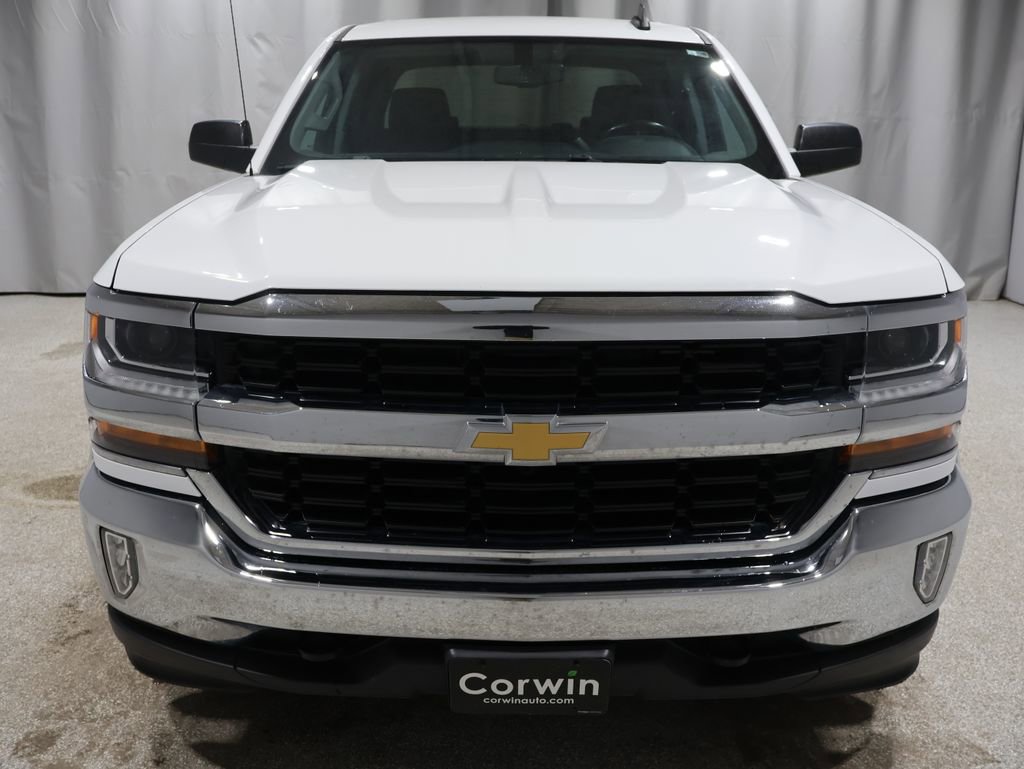 Used 2018 Chevrolet Silverado 1500 LT w/ All Star Edition image 9