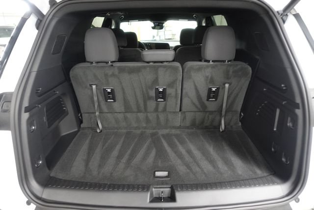 Used 2026 Chevrolet Traverse LT w/ Driver Confidence Package FWD image 22