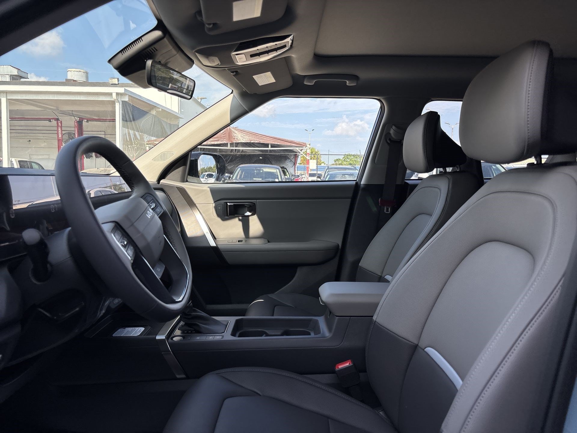 New 2027 Kia Seltos EX w/ EX Panoramic Sunroof Package FWD image 15