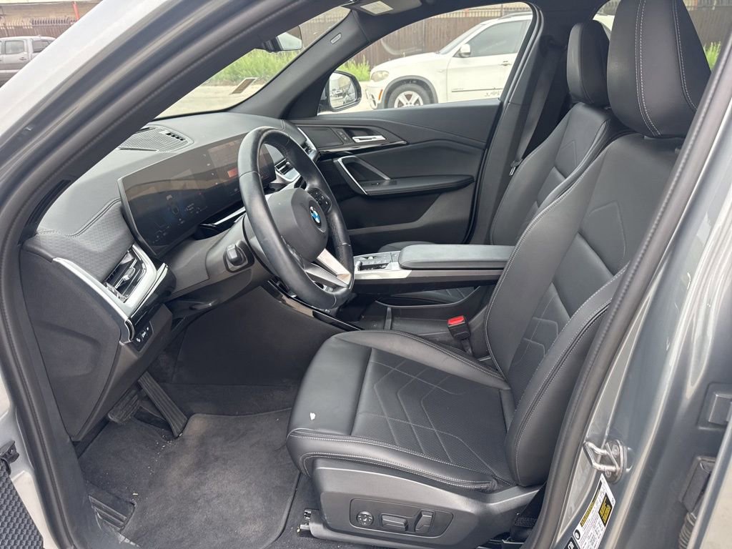 Used 2024 BMW X2 xDrive28i w/ Convenience Package image 15